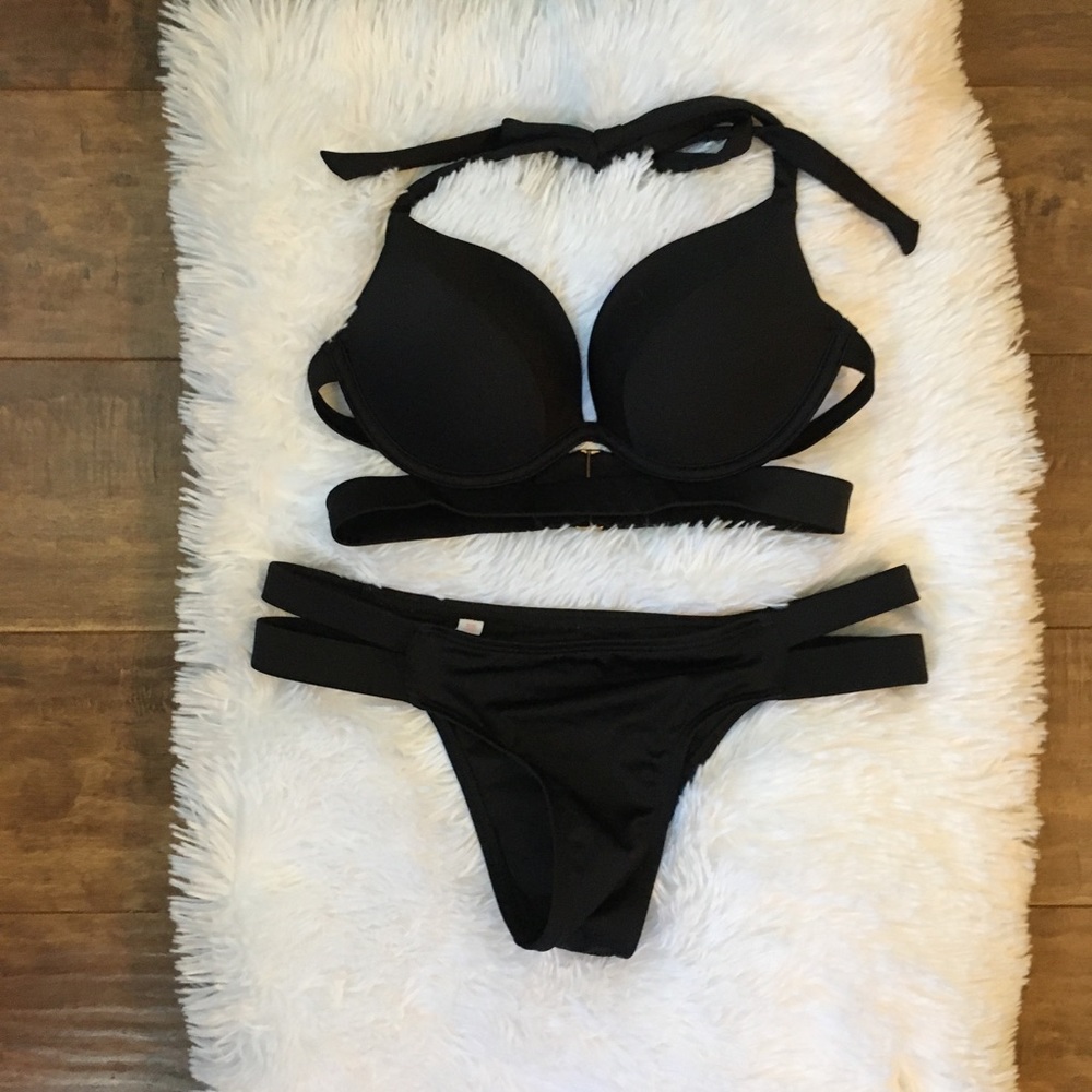 Victoria’s Secret swimsuit bikini 32C
